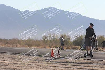 media/Oct-30-2025-Racers Edge (Thu) [[dabbdaf680]]/1-Around the Pits- Track Walk/